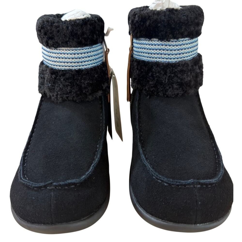 NEW Revitalign Women's Suede Siesta Frosty Chukka Boot Black Size 8.5